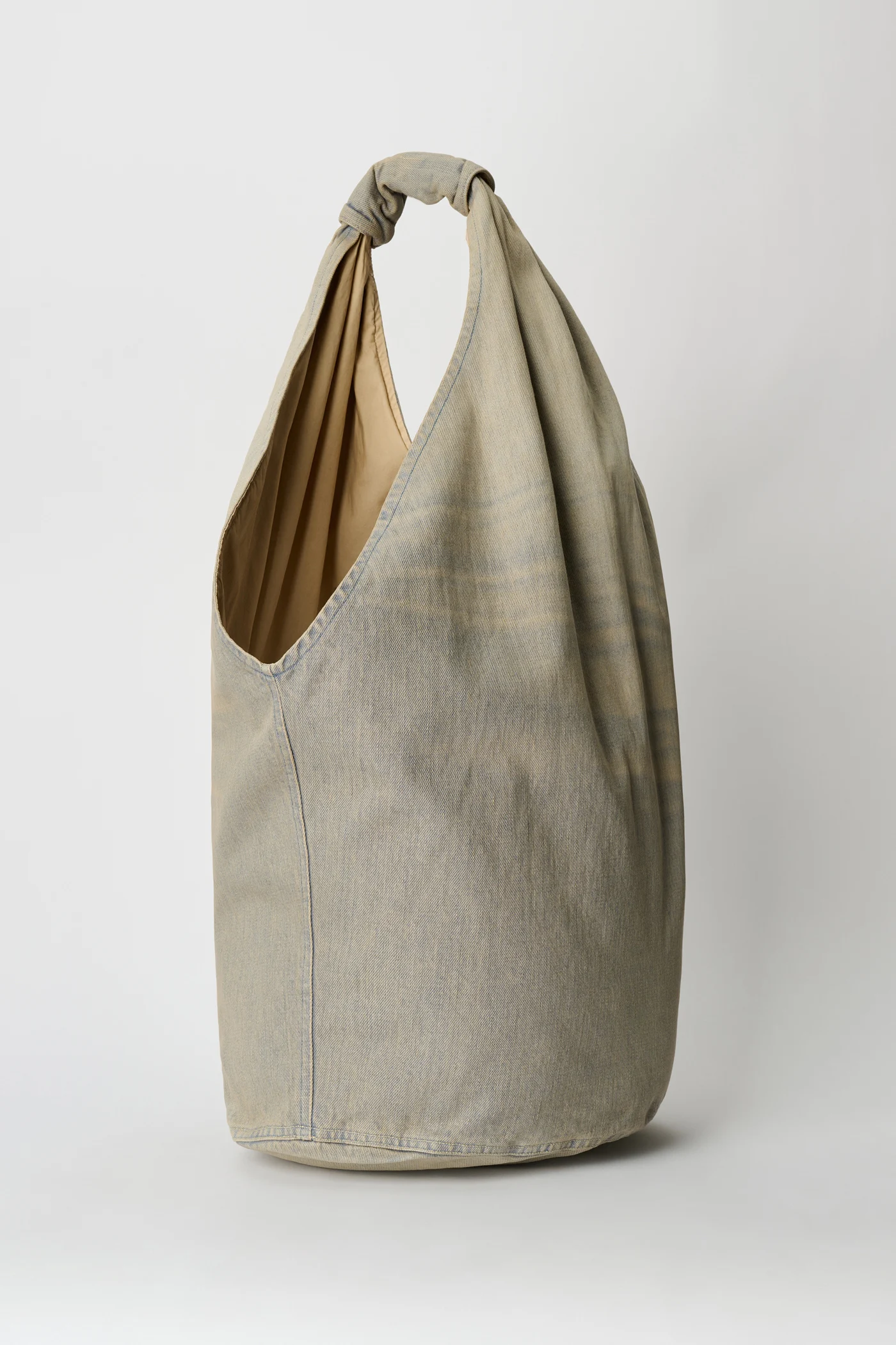 14681_8c643c25eb-a2268dl_1-rtail-big