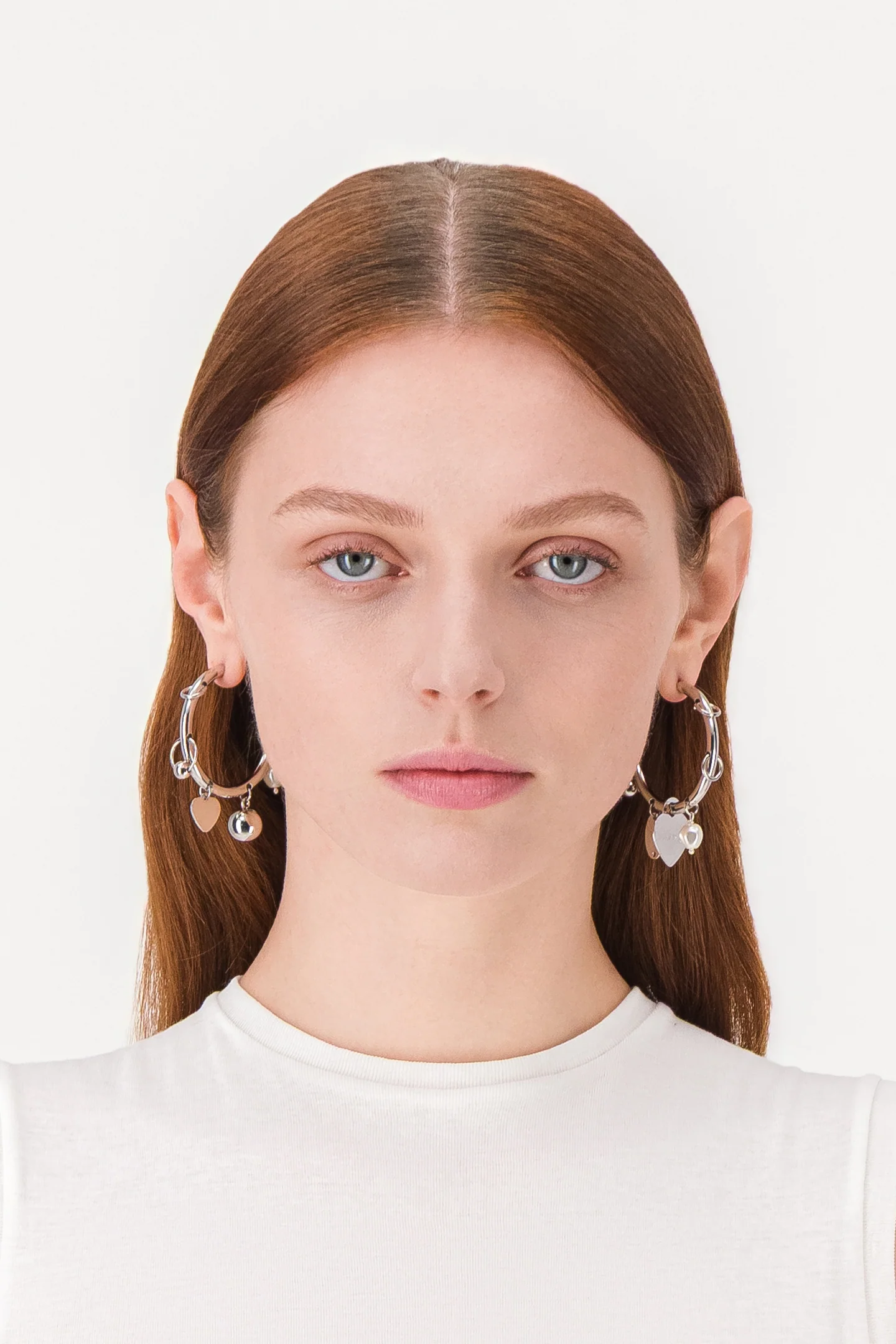 BRITTEARRINGS-MODEL_549d0f15-ca8f-4498-bcd6-0ae0b6dea9bc_1440x